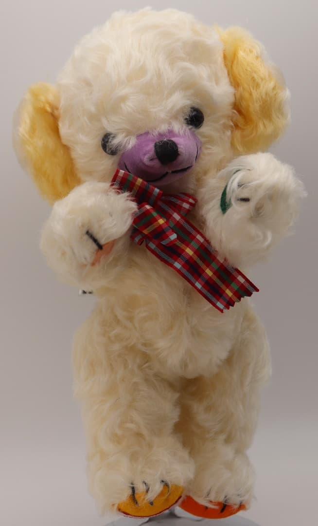 チーキー・フルーツケーキ26cm MERRYTHOUGHT 2001年