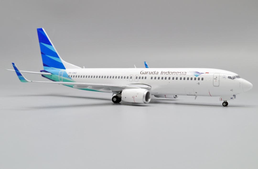 ガルーダインドネシア航空 737-800 PK-GMZ 1/200