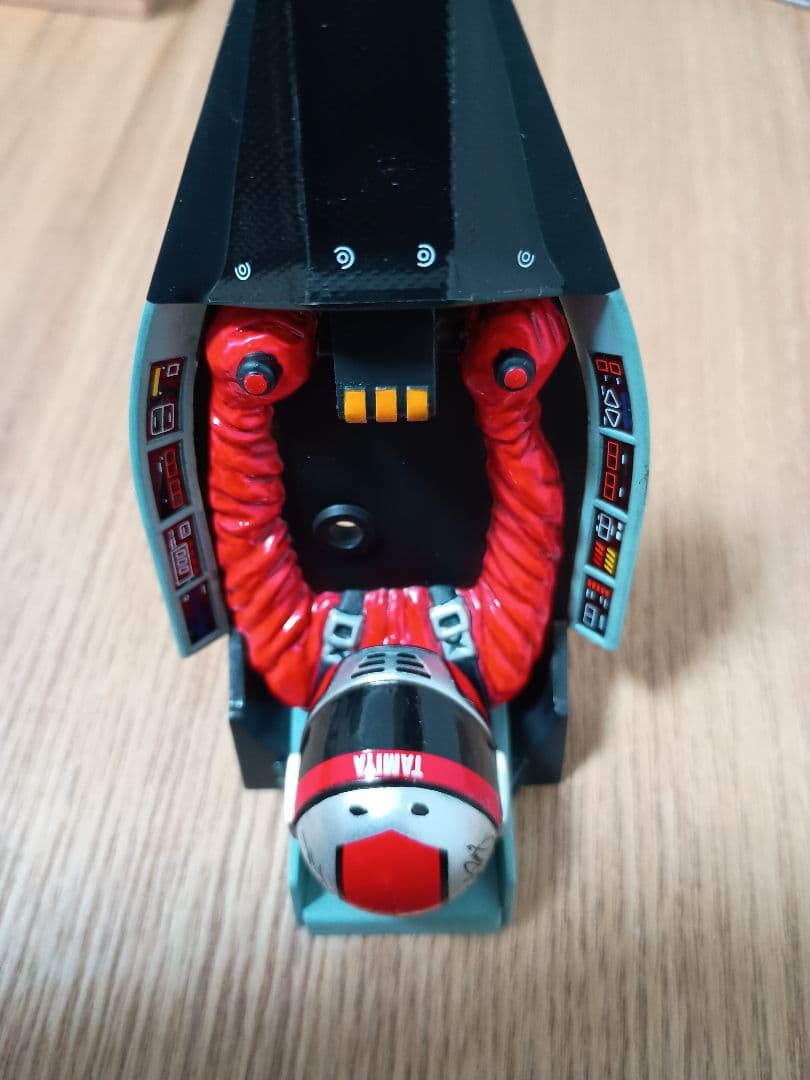 1/10 アバンテ2011 ドライバー　コクピット　AVANTE