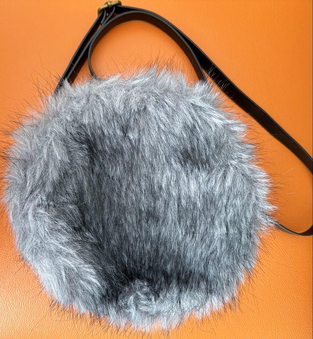 め*も様 Amano Tatsuya もふもふバック　Crossfaith