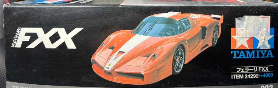 タミヤ　1/24フェラーリFXX