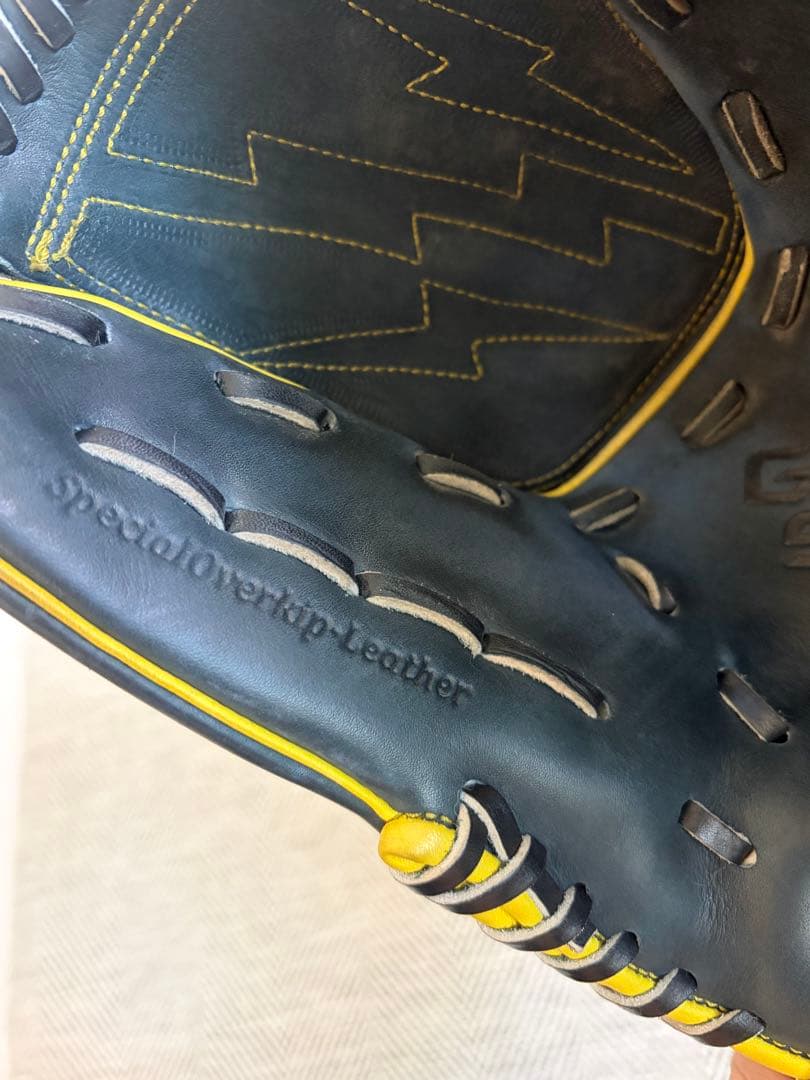 asics i-Pro 硬式投手用グローブ