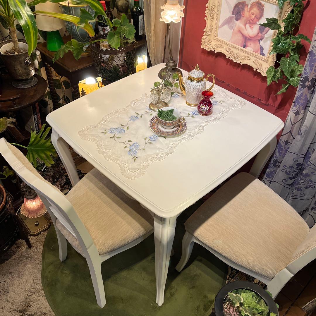 ホワイトシャビー　リモージュ　猫足 クラッシック　ダイニングテーブル