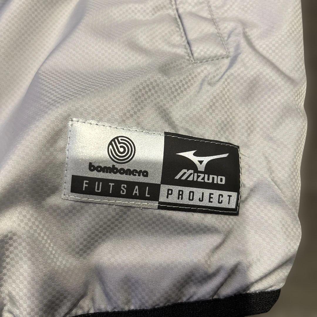 レア！mizuno✖️bombonera リバーシブル中綿ハーフジップ