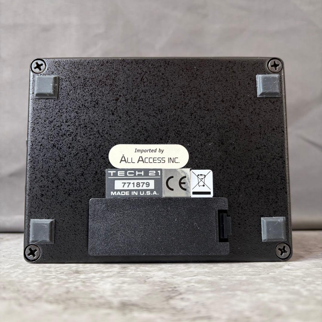 美品 TECH21 サンズアンプ SansAmp BASS D DI