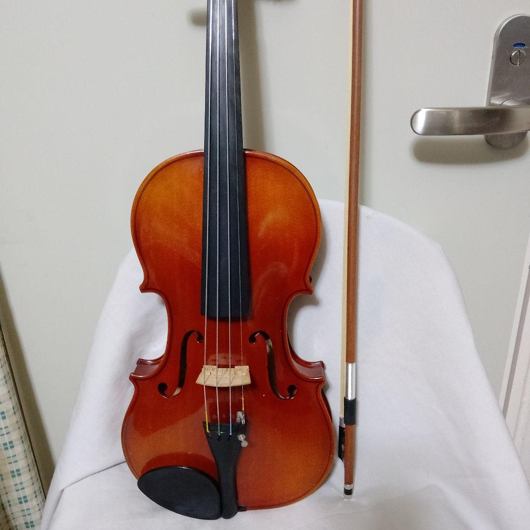 ♥️値下しました♥️スズキバイオリン4/4♥️品番200♥️肩当て弓ケ―ス松脂付