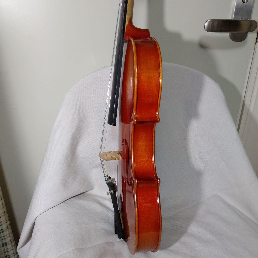 ♥️値下しました♥️スズキバイオリン4/4♥️品番200♥️肩当て弓ケ―ス松脂付