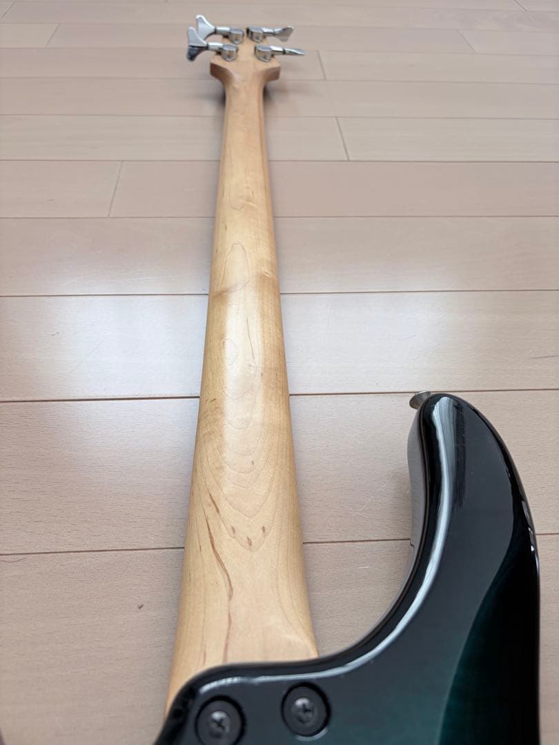 FERNANDES エレキベース レアカラー　グリーン、ブルー