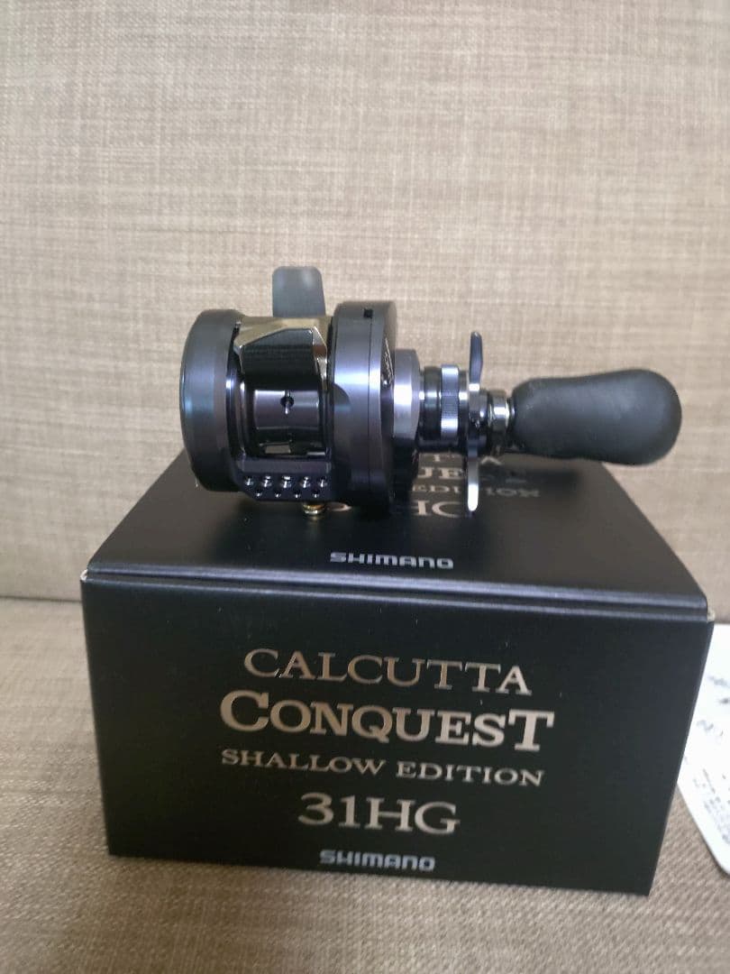 シマノ ベイトリール 24 カルカッタコンクエスト シャローエディション 左 ②