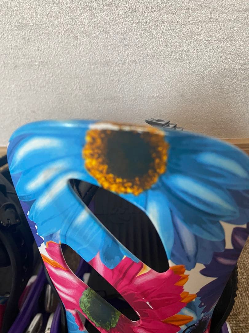 レディースFLUX スノーボードビンディング 花柄　スピード発送
