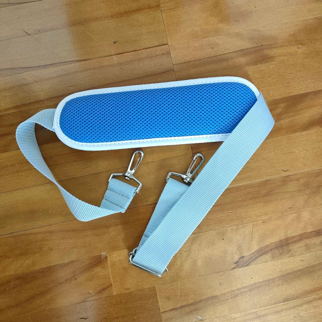 新品未使用XXIO ゴルフバッグ・スポーツバッグショルダー付 レディースホワイト