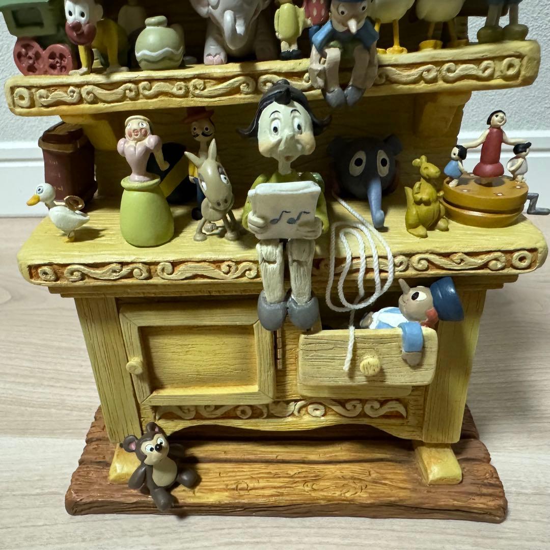 【超希少】WDCC ピノキオ Pinocchio ゼペットじいさんのおもちゃ棚