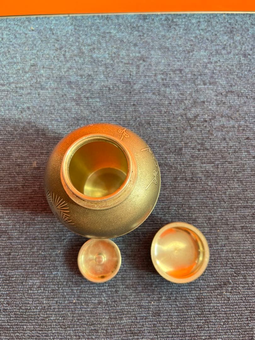 1092  1091  煎茶道具 薩摩錫器さつま岩切 登六作　梅松木文茶壷　茶入