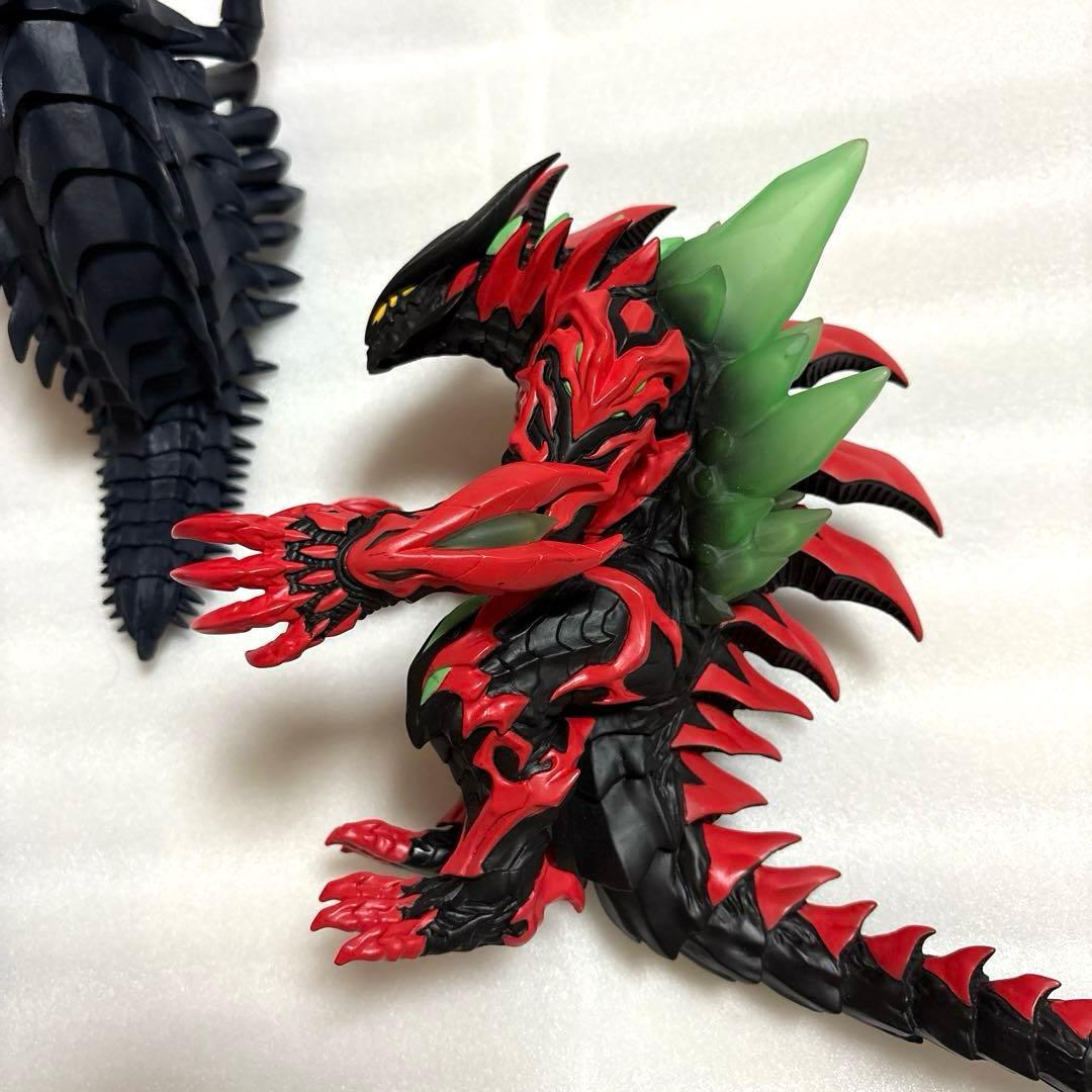 ウルトラ怪獣　アークベリアル　ハイパーゼットン　ギガント　ベリュドラ　ゴモラ