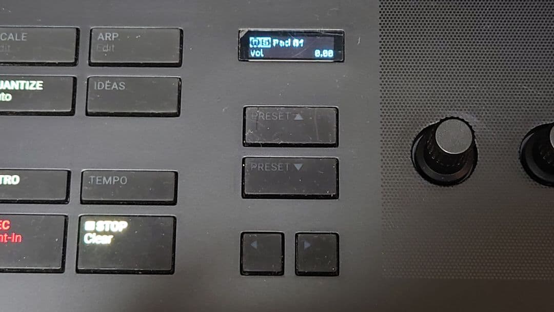 Komplete Kontrol A49 (MIDIキーボード) IDあり