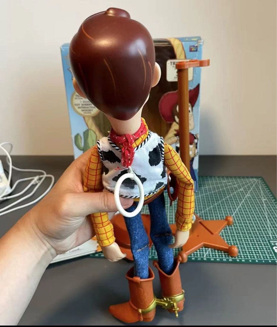 トイストーリー Thinkway ウッディ フィギュア