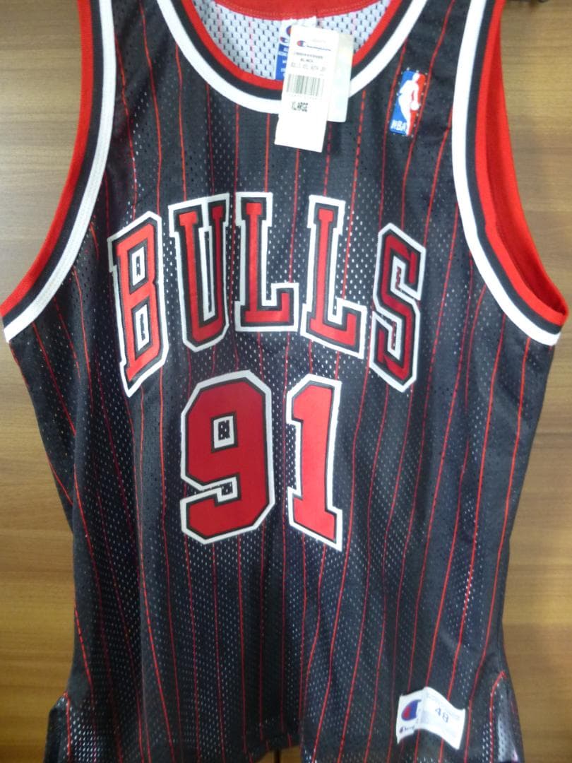 保証書付き　直筆サイン入りユニフォーム デニス・ロッドマン NBA シカゴブルズ