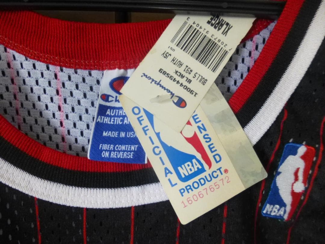 保証書付き　直筆サイン入りユニフォーム デニス・ロッドマン NBA シカゴブルズ