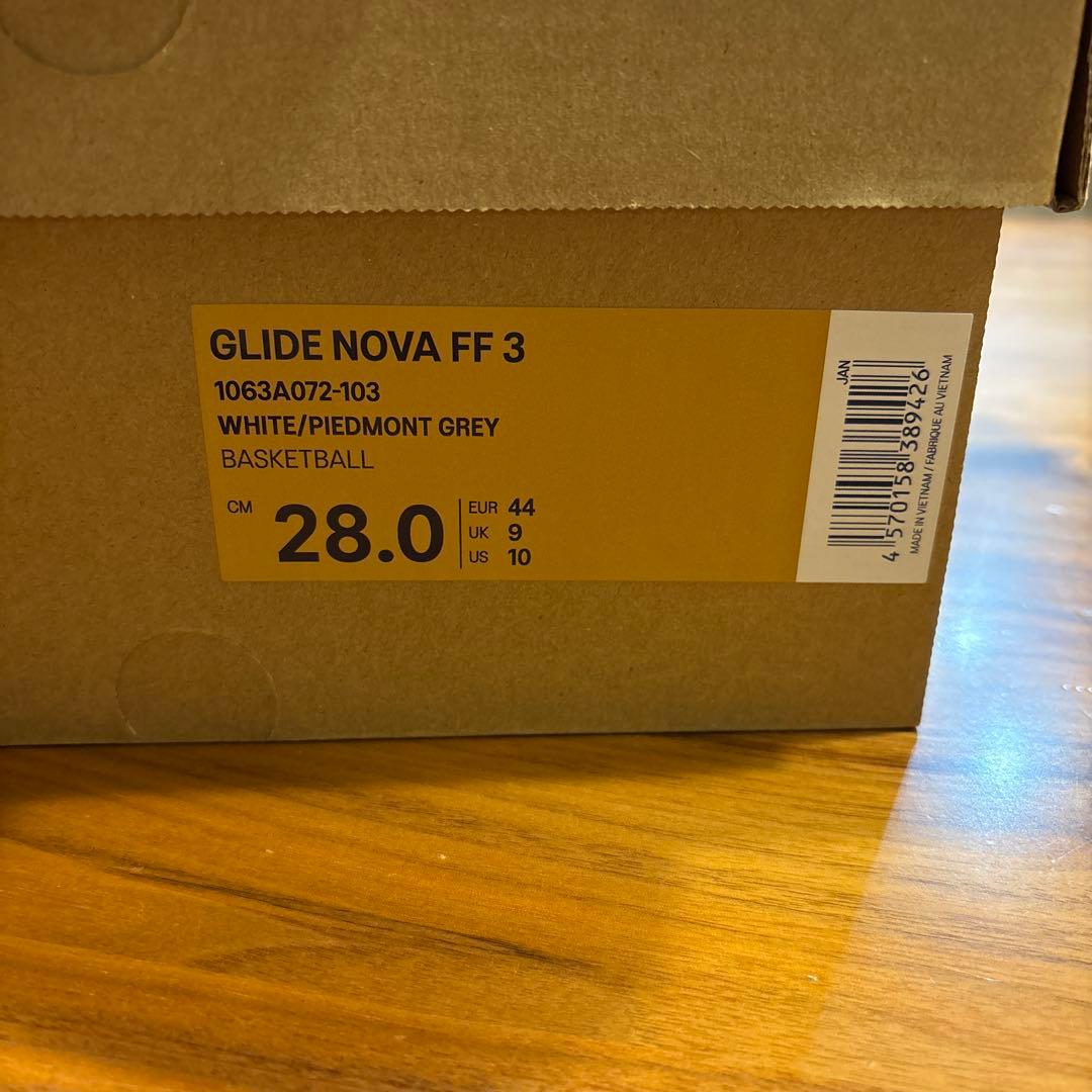 asics グライドノヴァFF3 バスケットボールシューズ