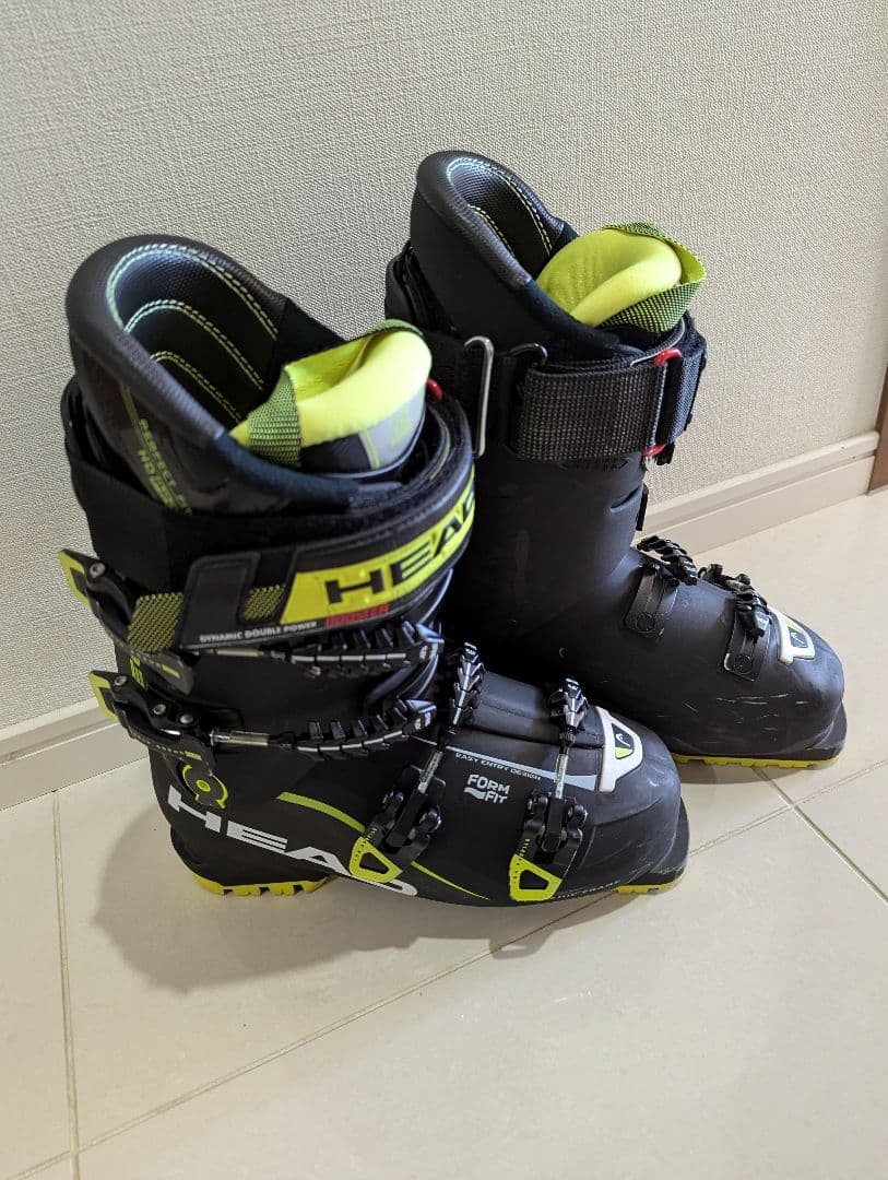 HEADスキーブーツ　VECTOR130