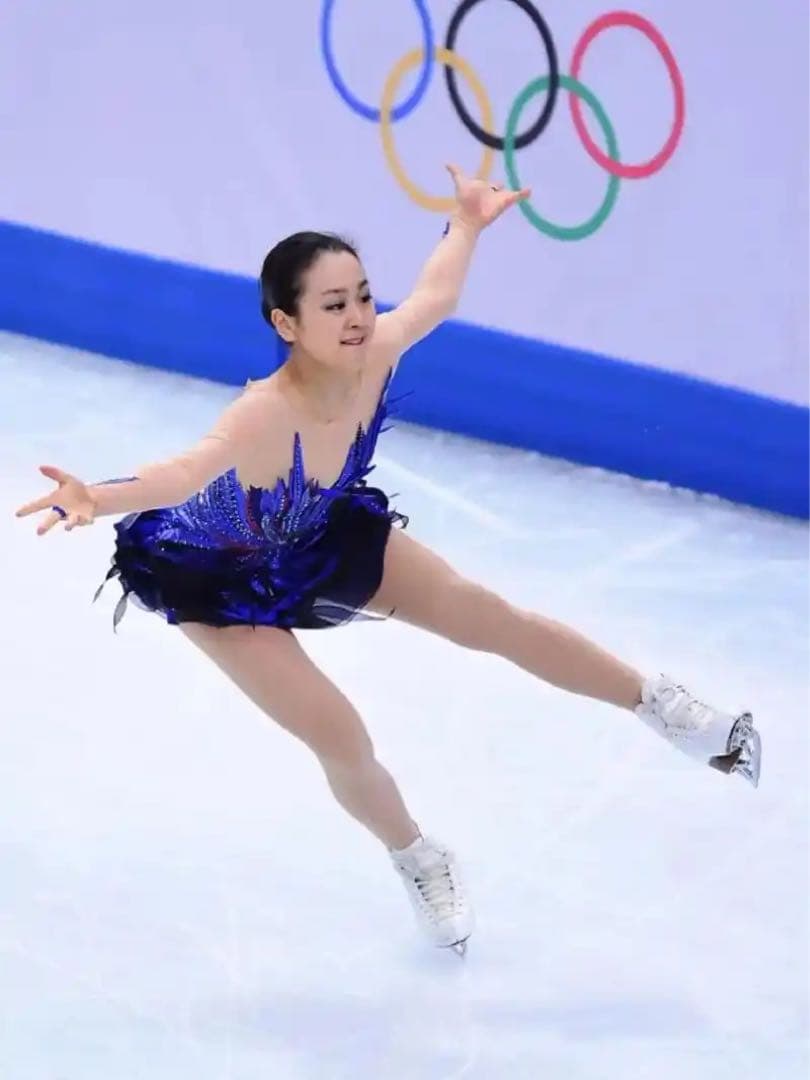 フィギュアスケート　浅田真央　中野友加里　村主章枝　安藤美姫他　直筆サイン色紙