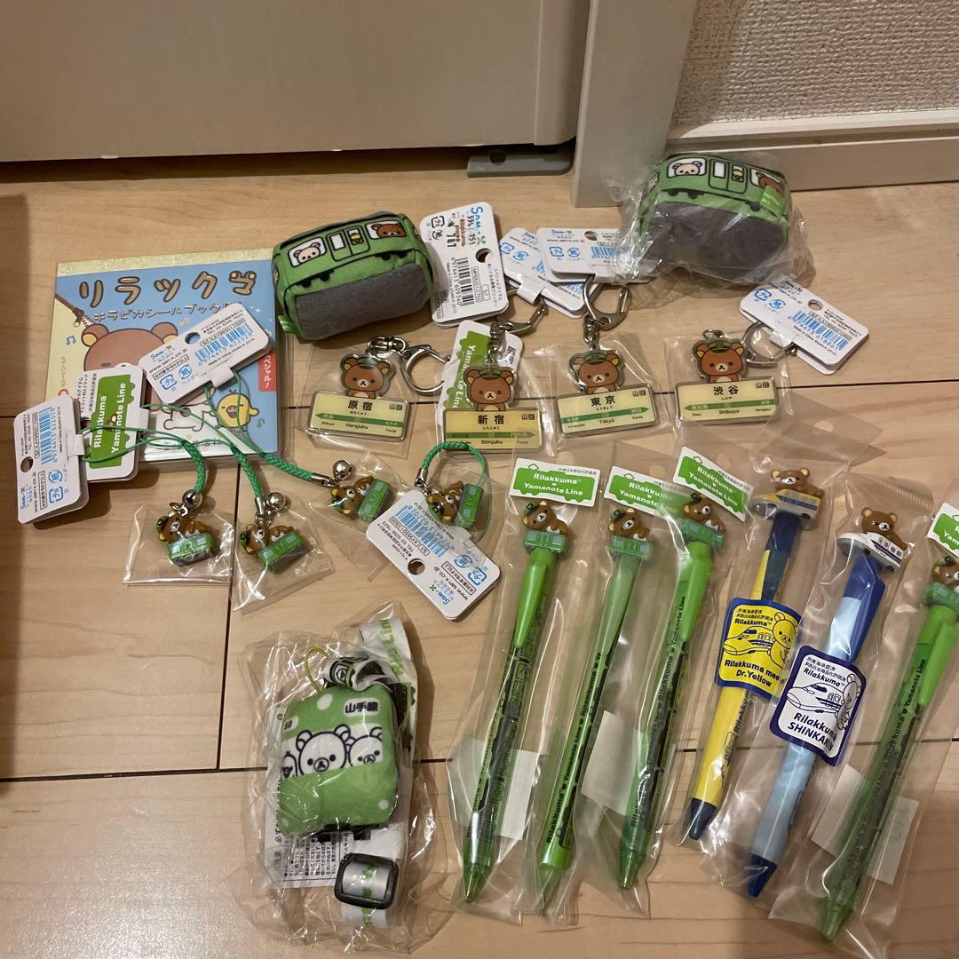 【詰め合わせセットD】レア物 リラックマグッズ　店舗周年ノベルティピンバッジ