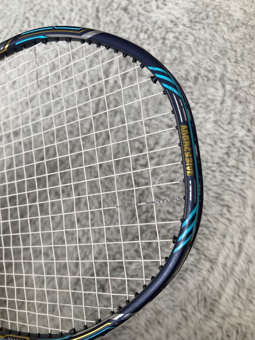THUNDERDOME6.2アパックスバドミントンラケット