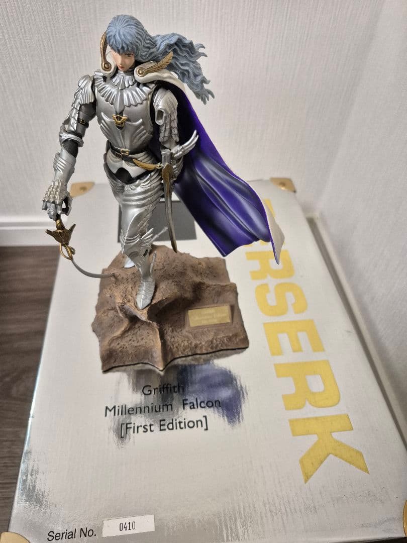 グリフィス ミレニアム・ファルコン [初版] フィギュア