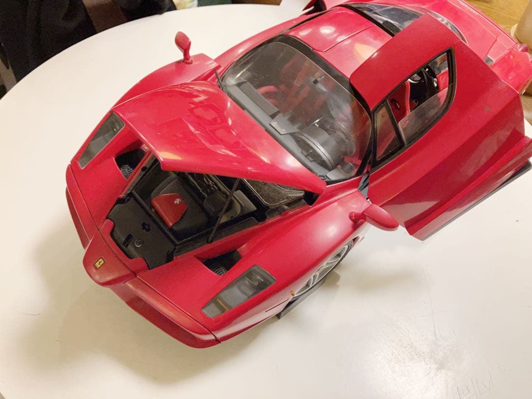 DeAGOSTINI エンツォ・フェラーリ 1/10 スケール 赤