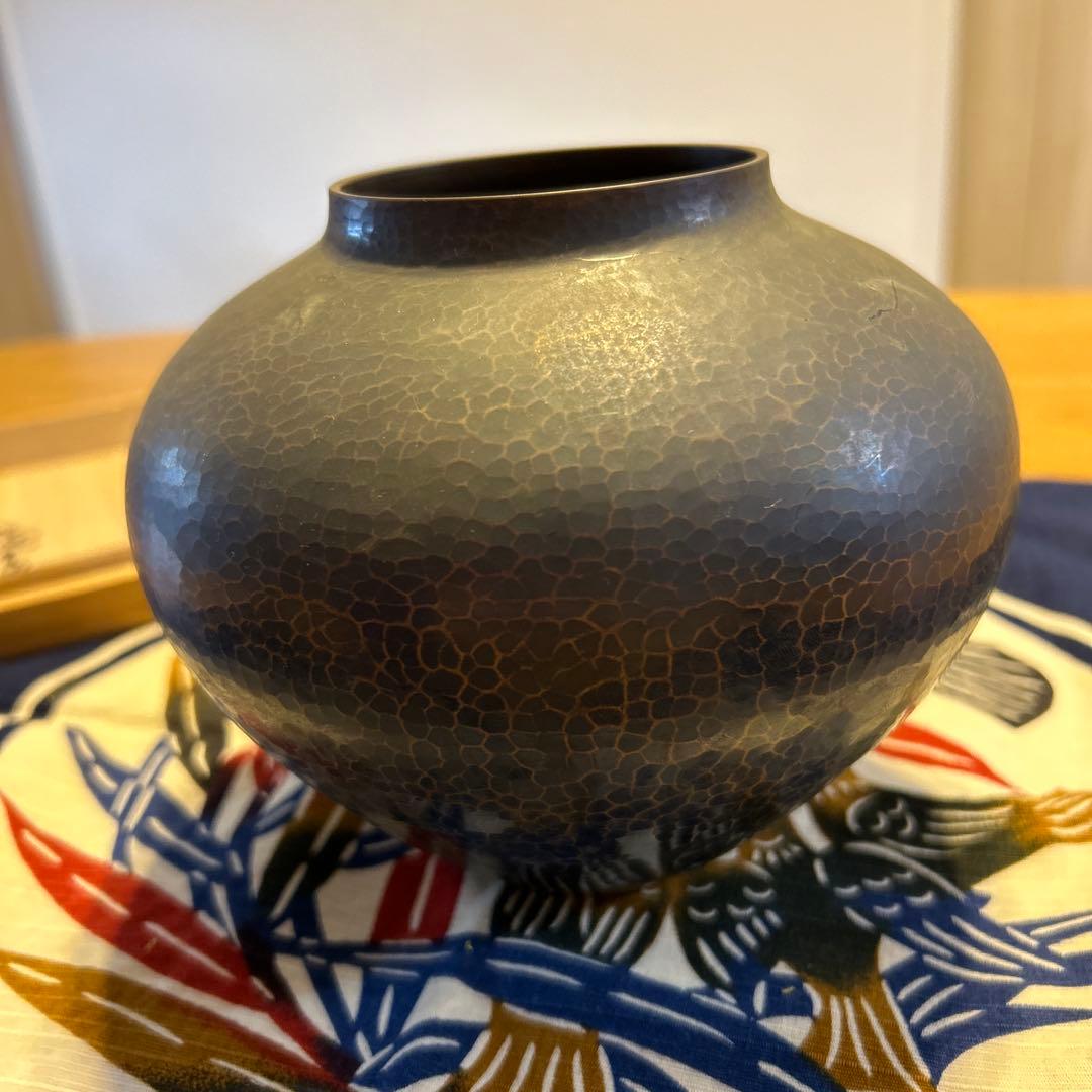 銅製花瓶 木箱付き　富貴堂