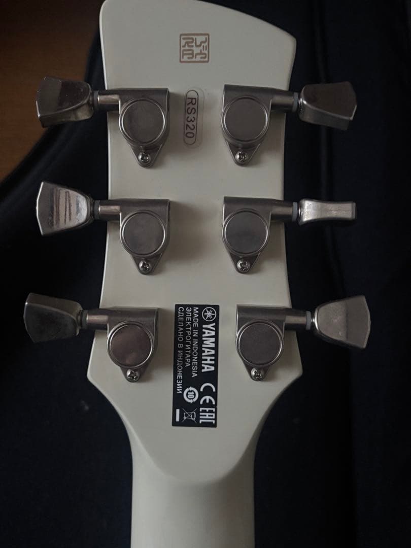 YAMAHARS320 VWヤマハエレキギター レブスター ヴィンテージホワイト