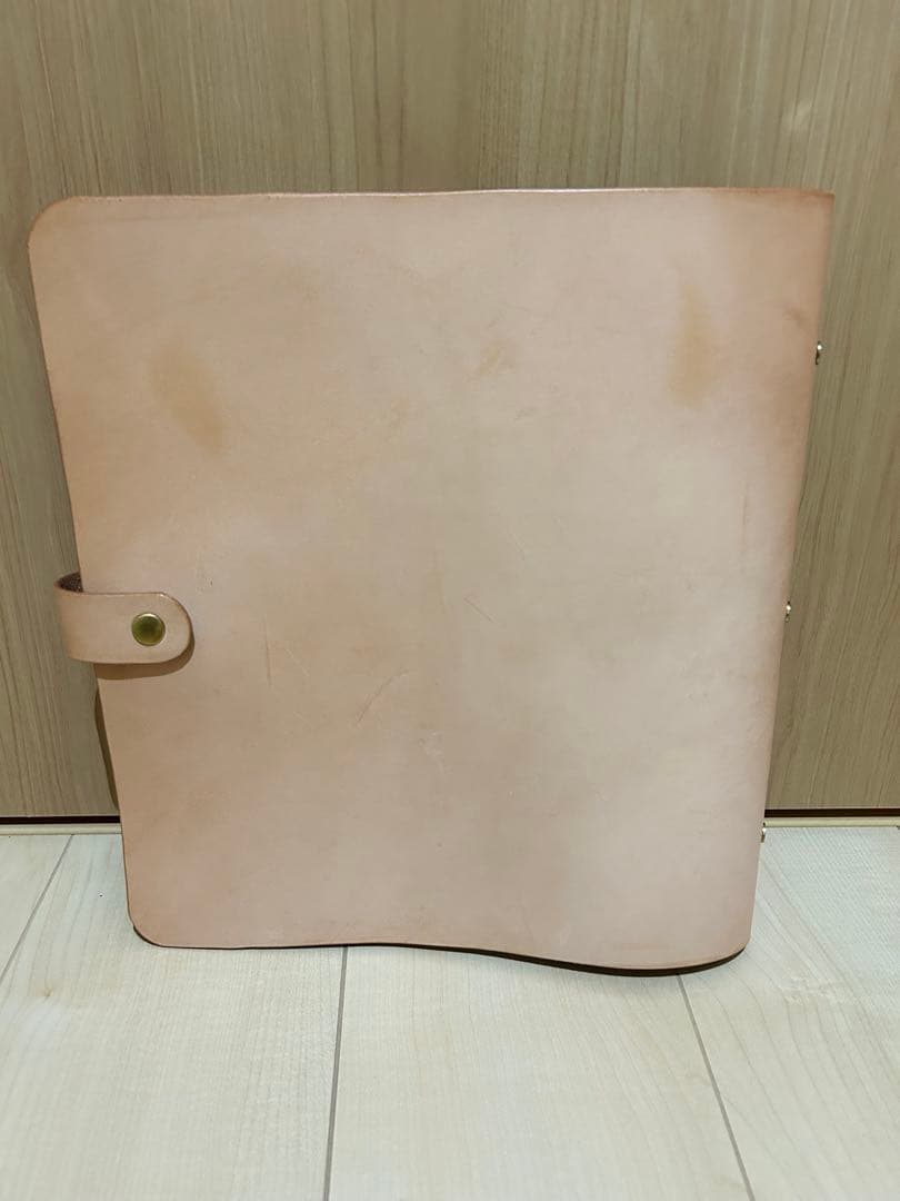 【真鍮と本革のルーズリーフバインダー　A4サイズ】　レザー　ヌメ革