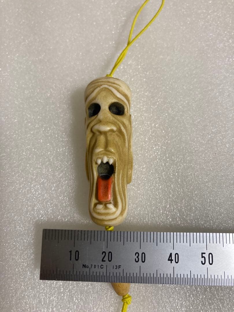 天然素材　びっくり爺　彫刻　根付　提げ物