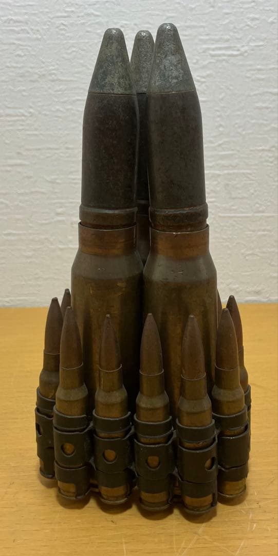 【オブジェ】弾丸レプリカ　ミニタリー　薬弾　砲弾　置物　コレクション　レトロ