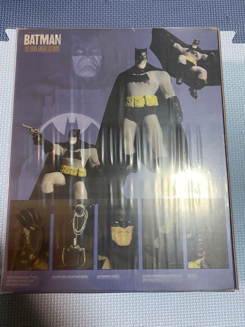 mezco バットマン ダークナイトリターンズ