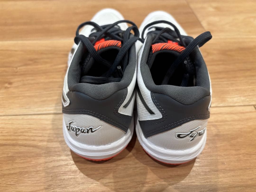 ASICS バレーボールシューズ 24.5㎝