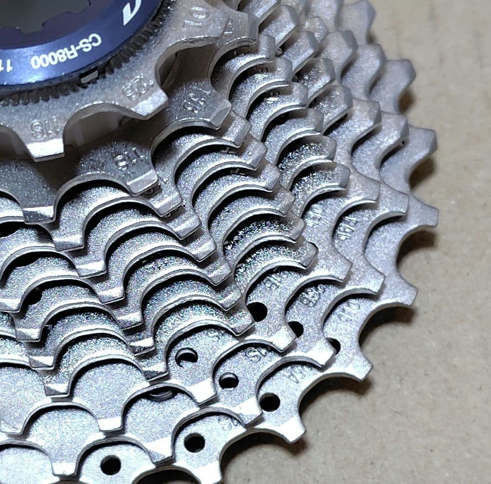 シマノ ULTEGRA CS-R8000 12-25T 11S