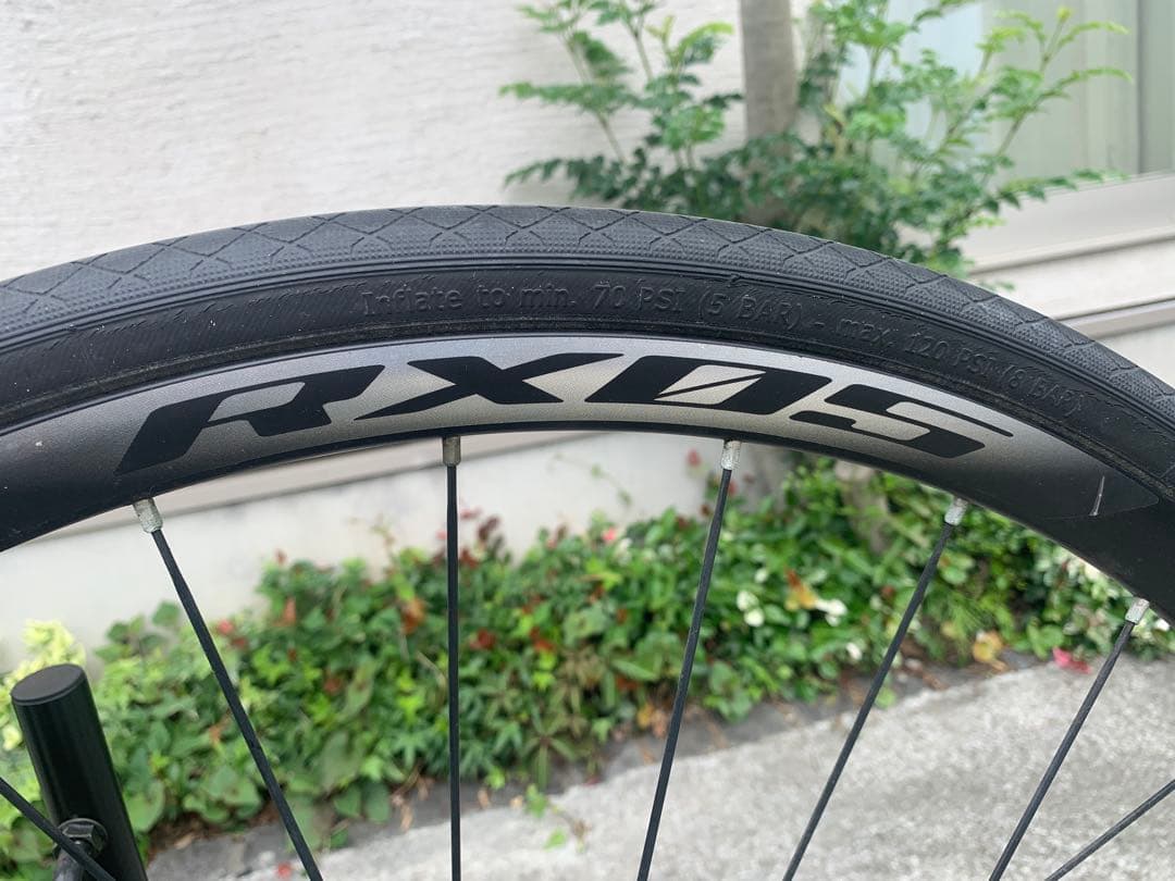 ほぼ新品 Bianchi ロードバイク 105/Tiagra Disc