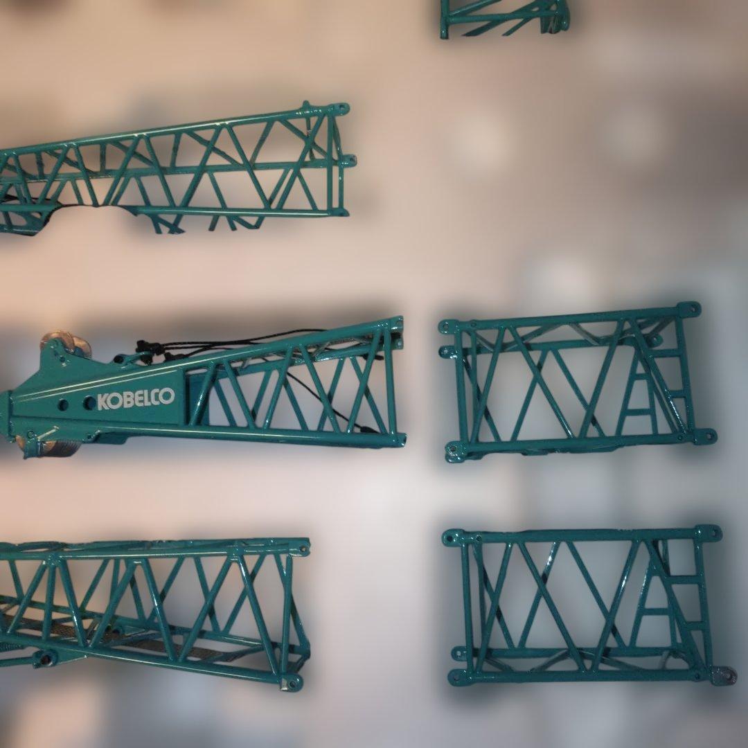 コベルコ建機クマスターテック7200Gクローラークレーン 1/50