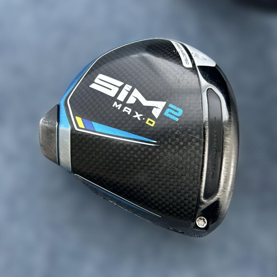 《テーラーメイド》SIM2 MAX-D ドライバーヘッド10.5°＋ヘッドカバー