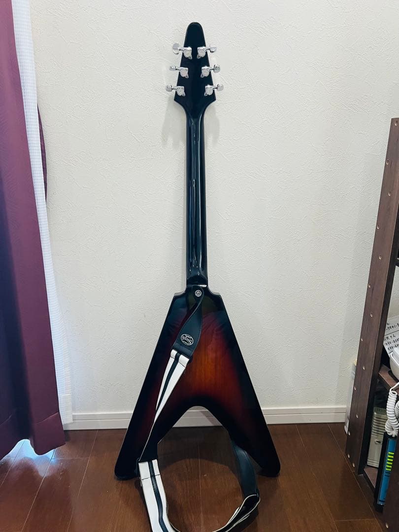 フライングV セットネック キルスイッチ ロックペグ ストラップ付き