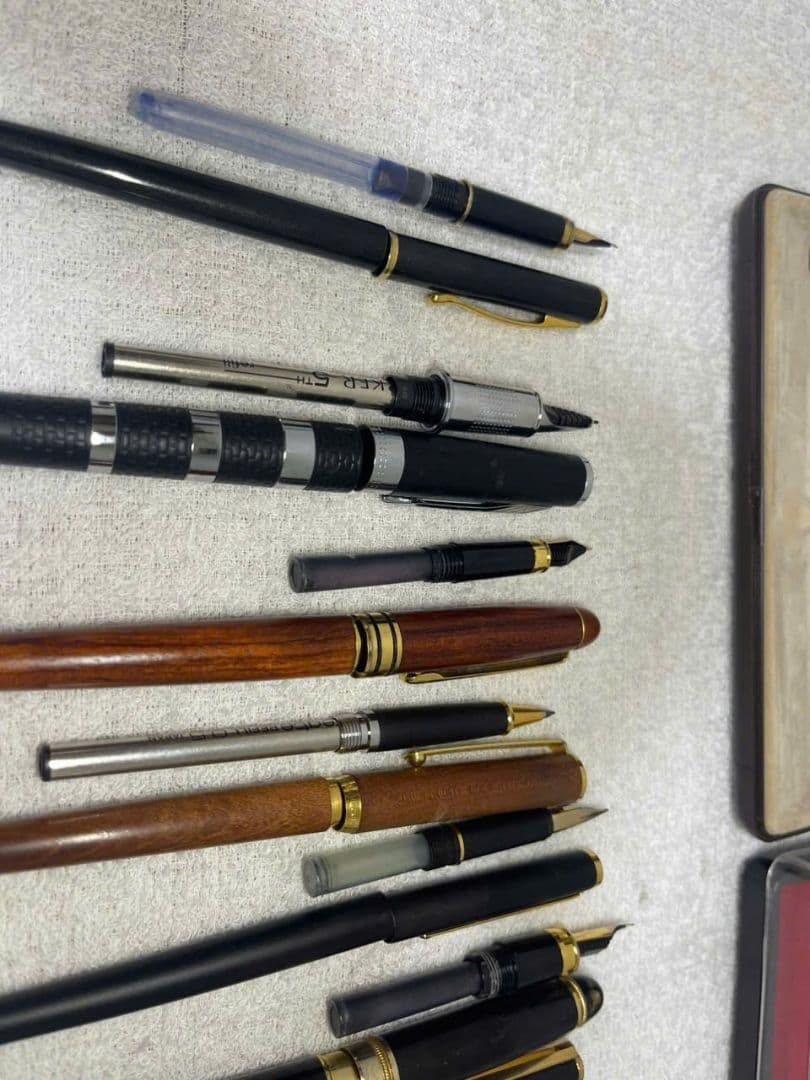 #007 ボールペンと万年筆 montblanc pilot など15点