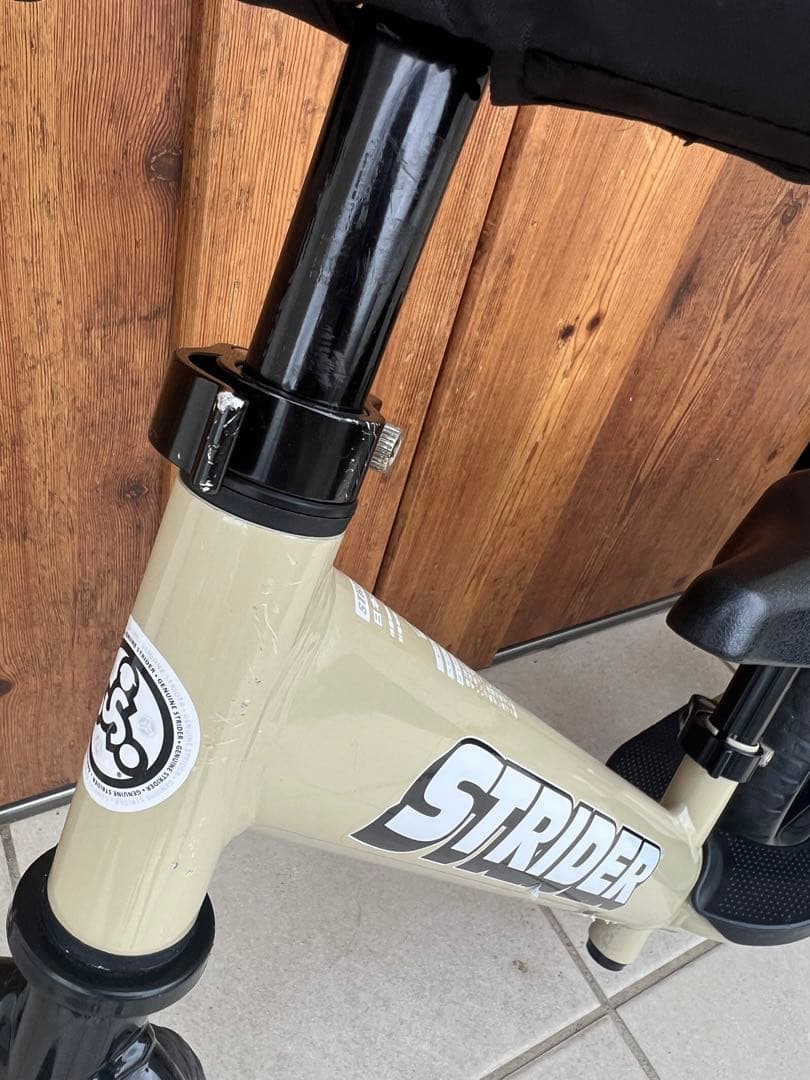 STRIDER バランスバイク 12インチ ベージュ　スポーツモデル　限定