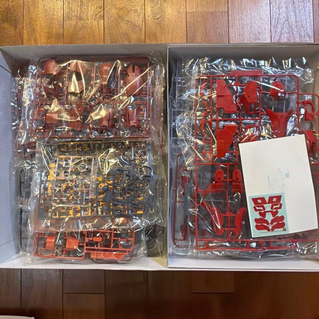 tomo 　MG サザビー ver.Ka 未組み立て