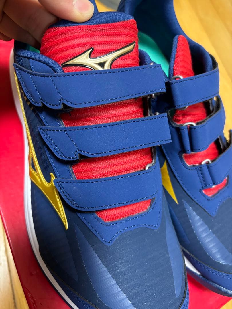 Mizuno FUELCELL トレーニングシューズ ネイビー/レッド