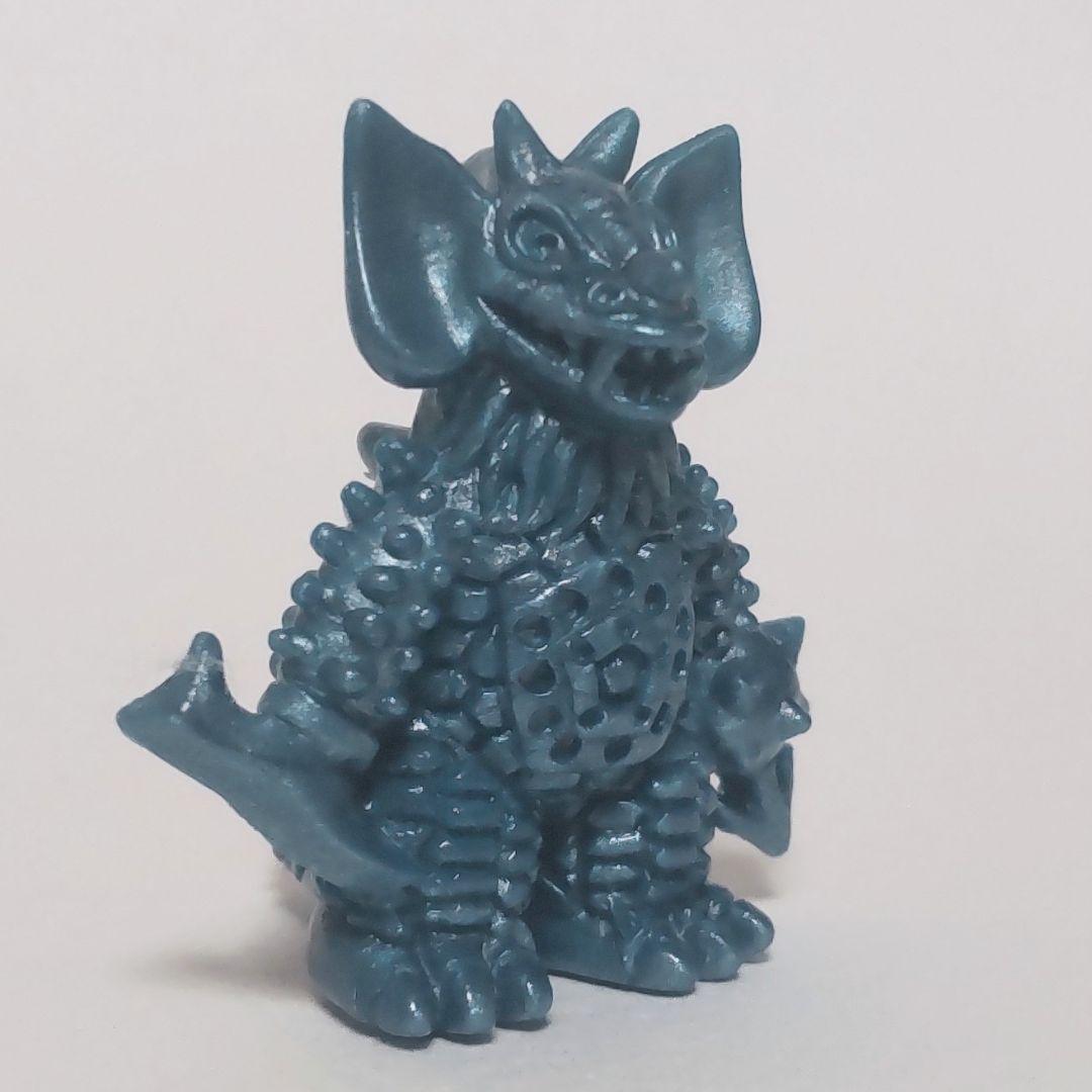 タイロンさん用★コレ401　ウルトラマン怪獣消しゴム　タイラント　メタリック　他