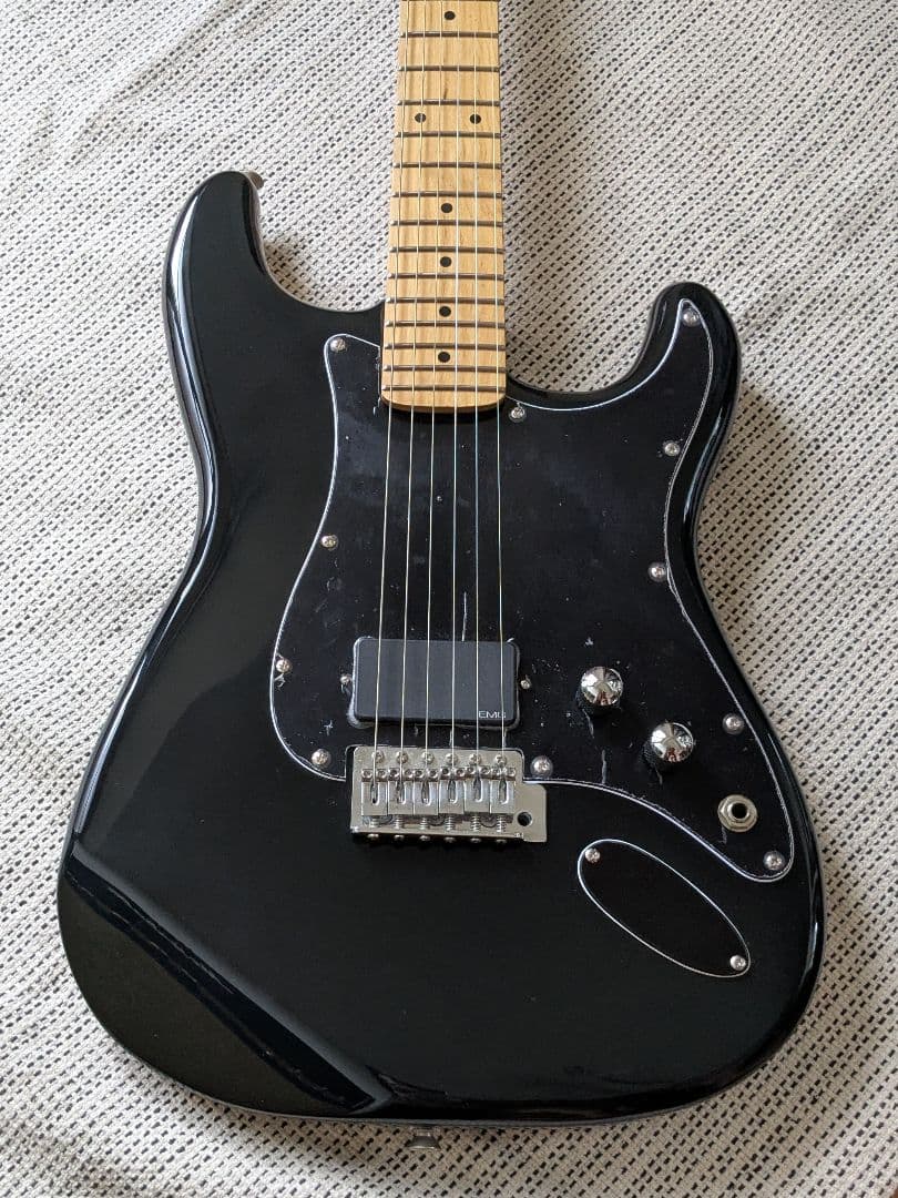 EMG 81 pickup on the Stratocaster エレキギター