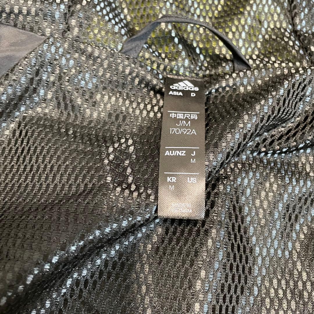 adidas フード付きジャケット 黒/黄緑　　ユベントス　トラベル