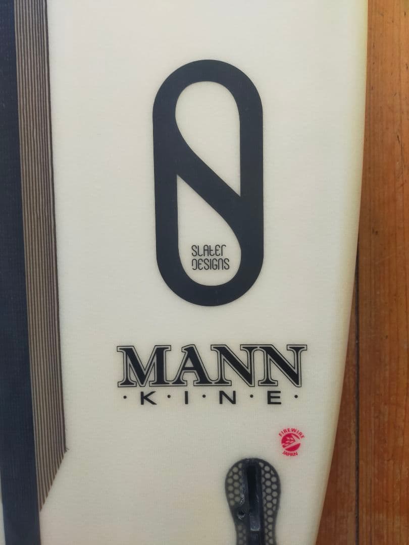 SLATER DESIGN NO BRAINER ショートボード5’5