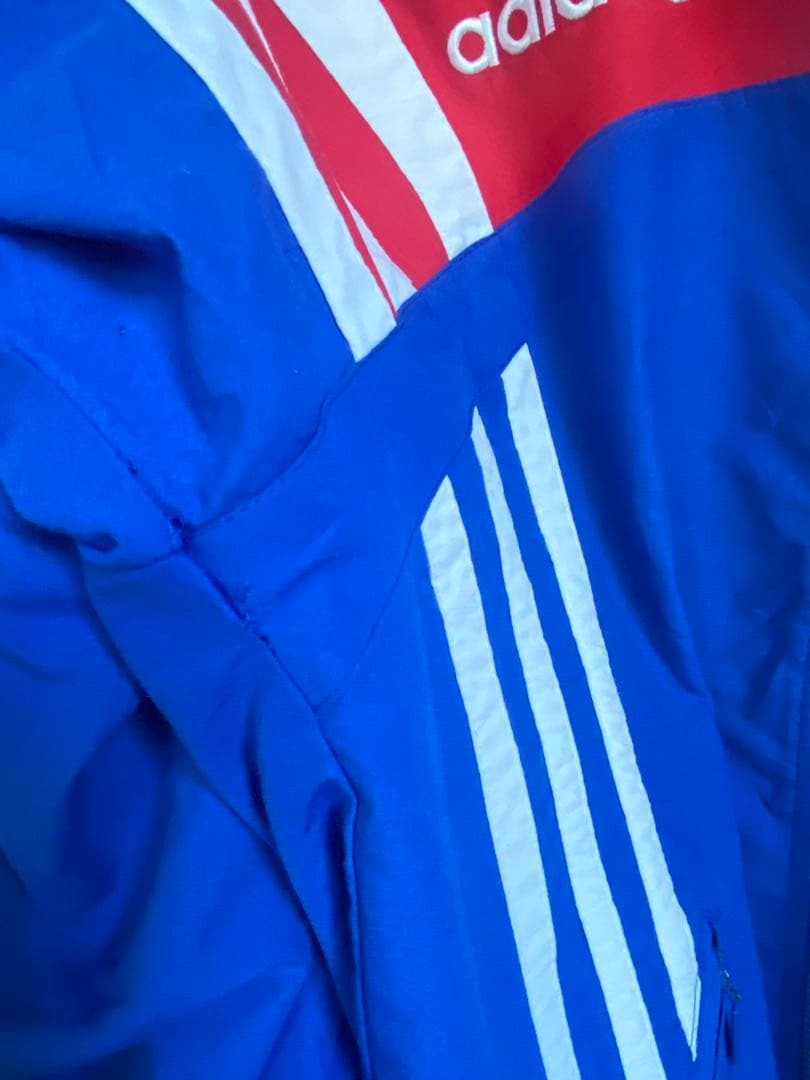 バイエルンミュンヘン　アディダス　ナイロンジャケット　90s